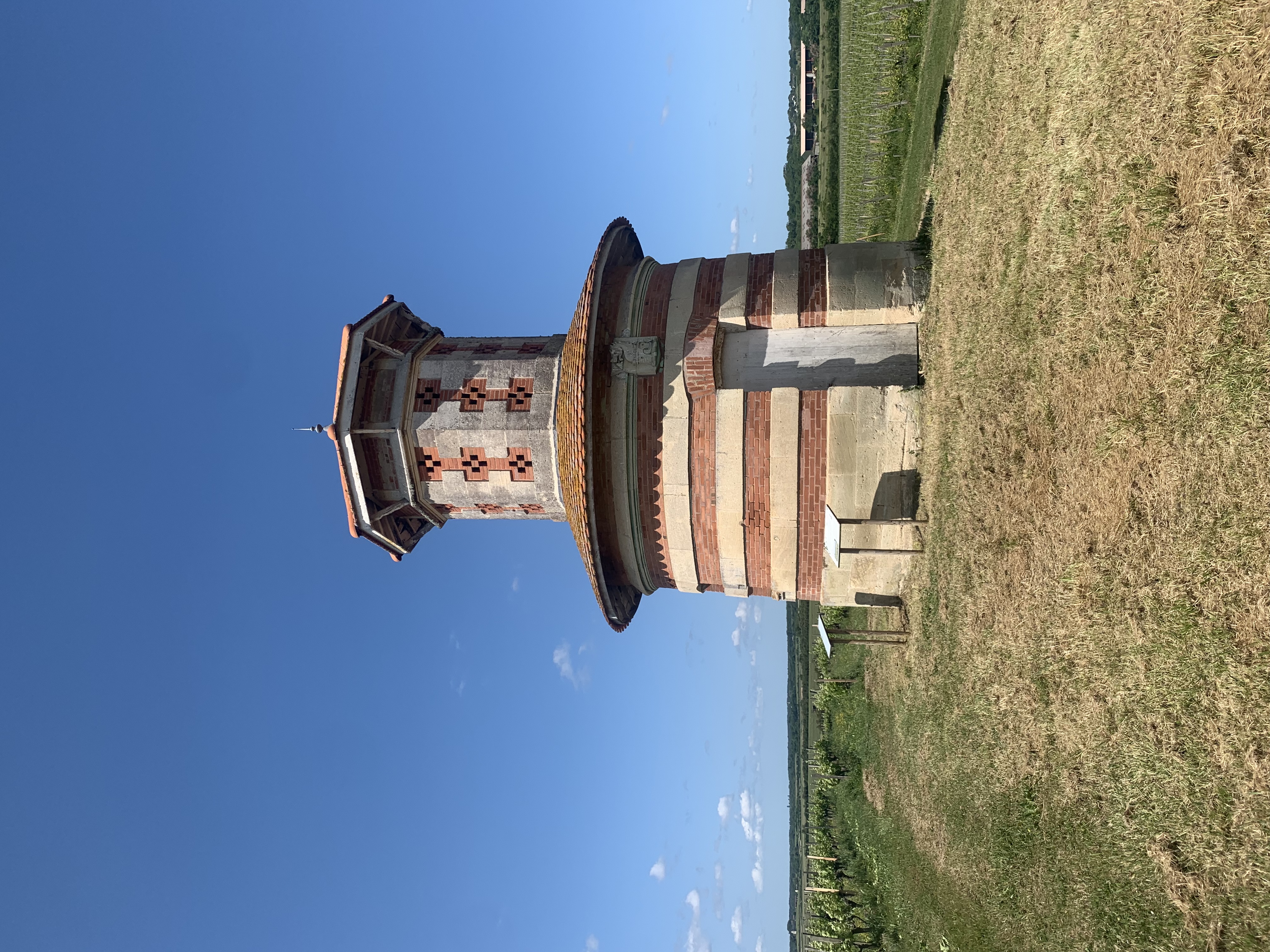 CCCB80F5 6AE6 4C26 941F 8021C9404E5B