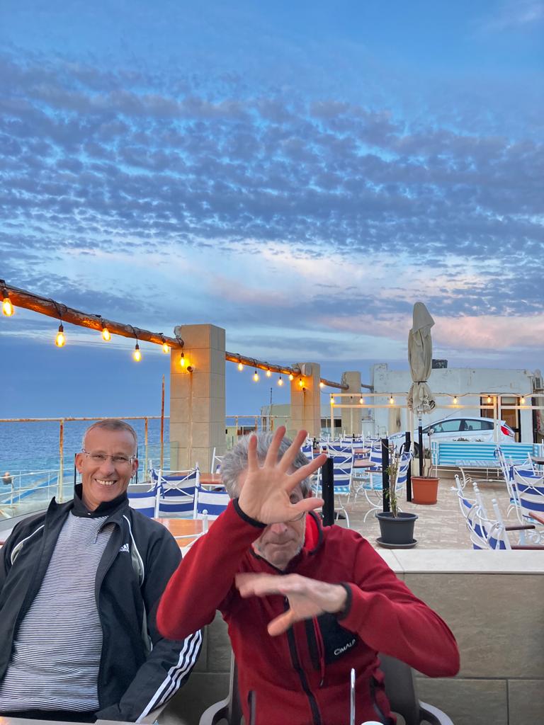 939f4006 28eb 4772 baaa 0afb987f7470